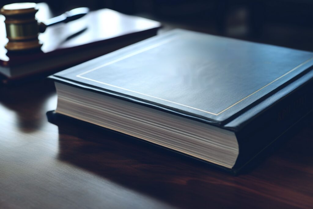 Tribunal não pode anular Júri por clemência: STJ veda novo julgamento quando absolvição for coerente com provas e debates.